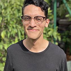 React Query JS Frontend Engineer