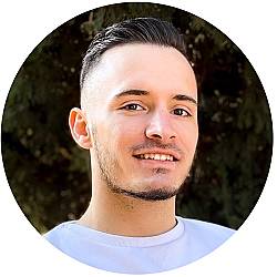 Front End Next JS Italian Front-end engineer